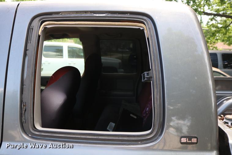 image for item DD8238 1999 GMC Sierra 1500 Ext. Cab pickup truck