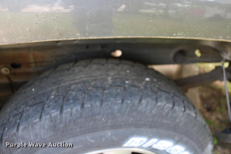 image for item DD8238 1999 GMC Sierra 1500 Ext. Cab pickup truck