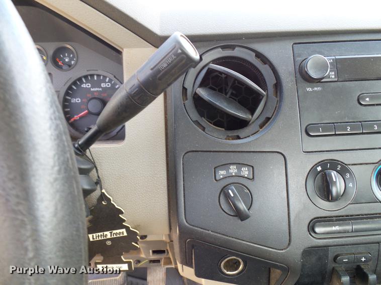 image for item DD8363 2008 Ford F350 Super Duty pickup truck