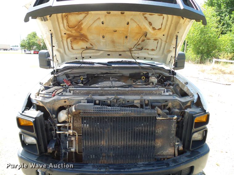 image for item DD8363 2008 Ford F350 Super Duty pickup truck