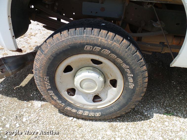 image for item DD8363 2008 Ford F350 Super Duty pickup truck