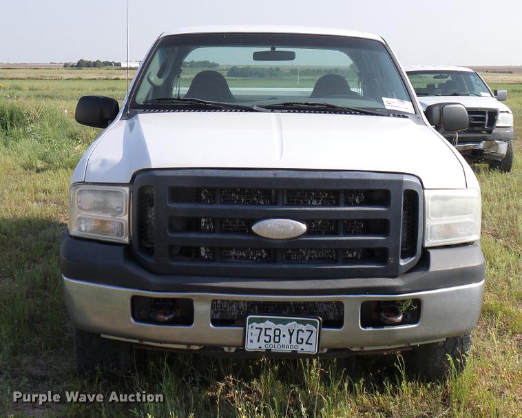 image for item DD8368 2007 Ford F250 Super Duty SuperCab pickup truck