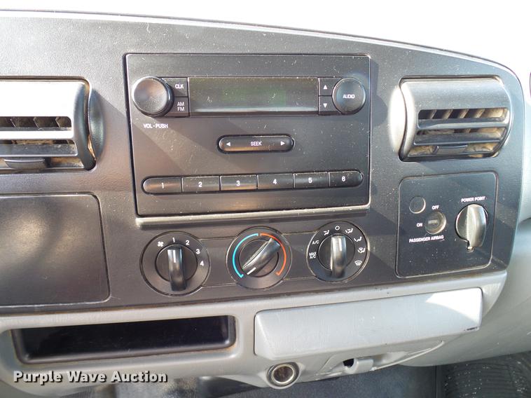 image for item DD8368 2007 Ford F250 Super Duty SuperCab pickup truck