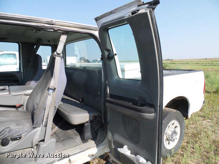 image for item DD8368 2007 Ford F250 Super Duty SuperCab pickup truck