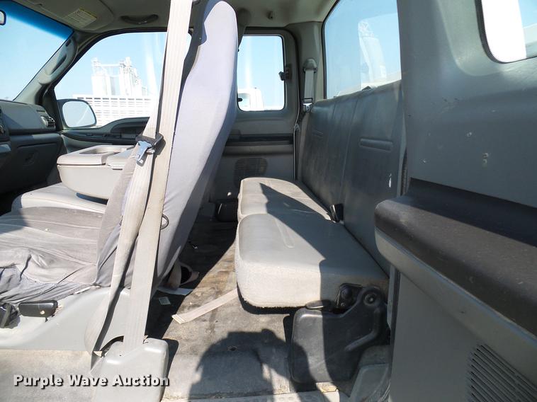 image for item DD8368 2007 Ford F250 Super Duty SuperCab pickup truck