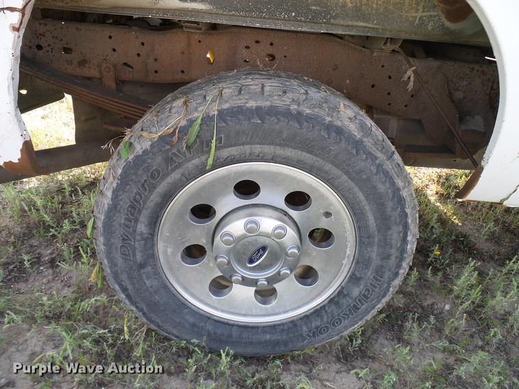 image for item DD8368 2007 Ford F250 Super Duty SuperCab pickup truck