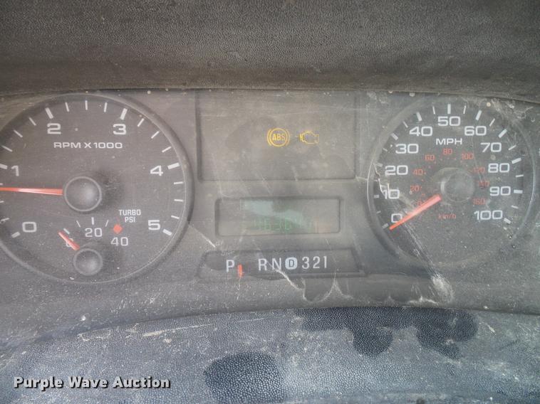 image for item DD8370 2007 Ford F350 Super Duty truck cab and chassis