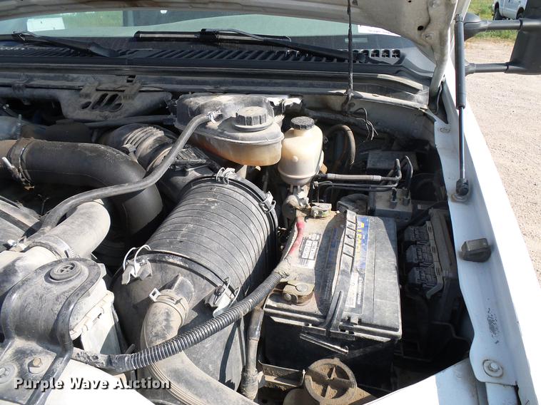 image for item DD8370 2007 Ford F350 Super Duty truck cab and chassis