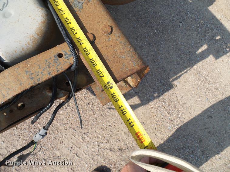 image for item DD8370 2007 Ford F350 Super Duty truck cab and chassis