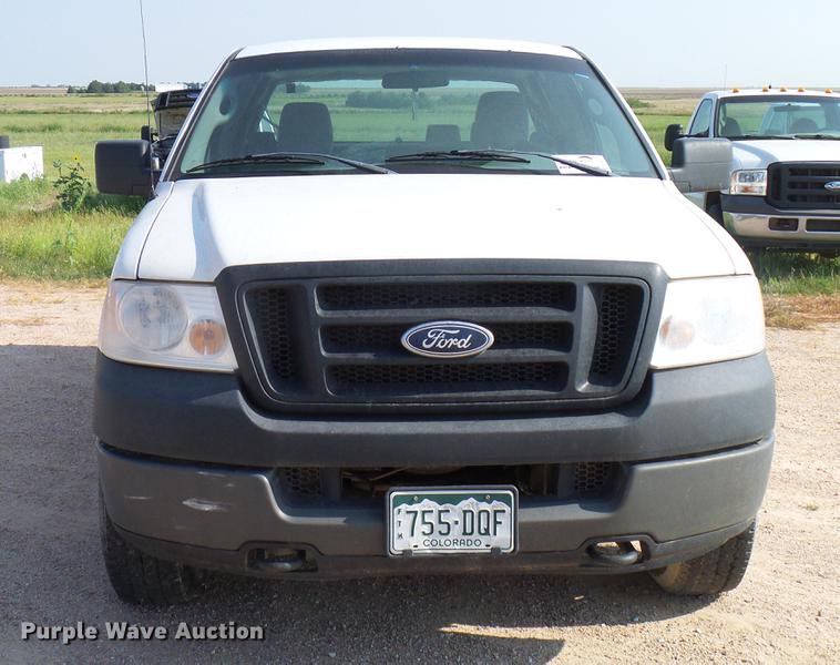 image for item DD8371 2005 Ford F150 SuperCab pickup truck