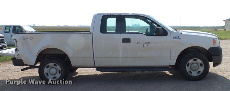 image for item DD8371 2005 Ford F150 SuperCab pickup truck