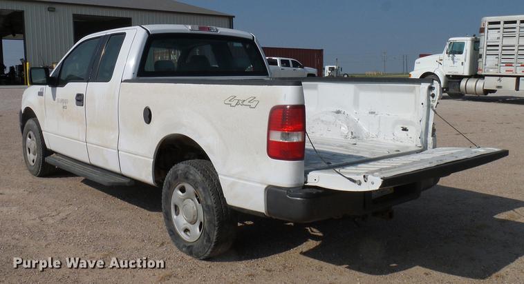 image for item DD8371 2005 Ford F150 SuperCab pickup truck