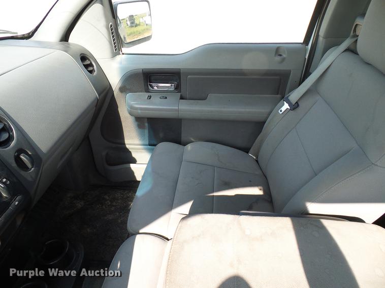 image for item DD8371 2005 Ford F150 SuperCab pickup truck