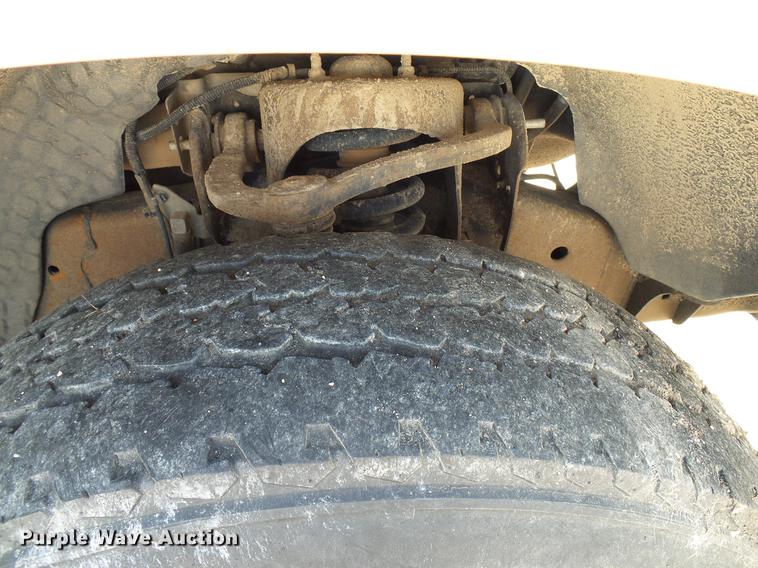 image for item DD8371 2005 Ford F150 SuperCab pickup truck