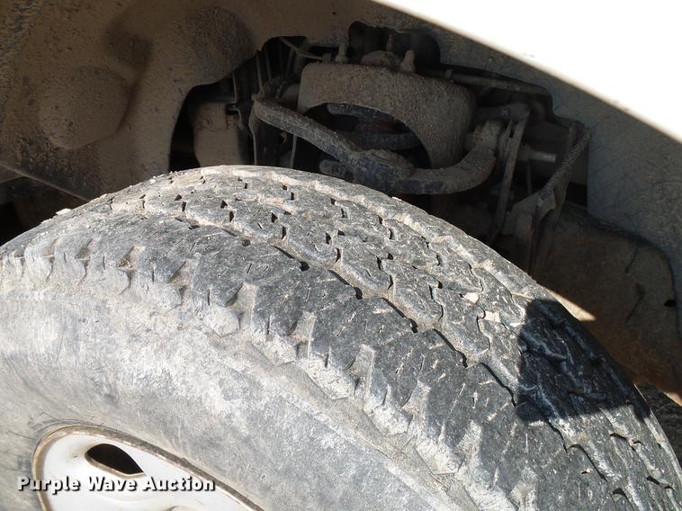 image for item DD8371 2005 Ford F150 SuperCab pickup truck