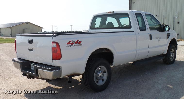 image for item DD8373 2008 Ford F250 Super Duty SuperCab pickup truck