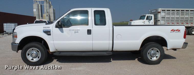 image for item DD8373 2008 Ford F250 Super Duty SuperCab pickup truck