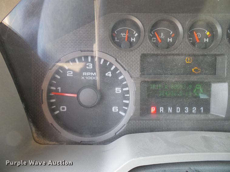 image for item DD8373 2008 Ford F250 Super Duty SuperCab pickup truck