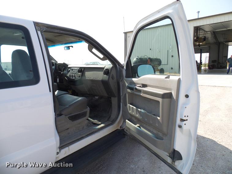 image for item DD8373 2008 Ford F250 Super Duty SuperCab pickup truck