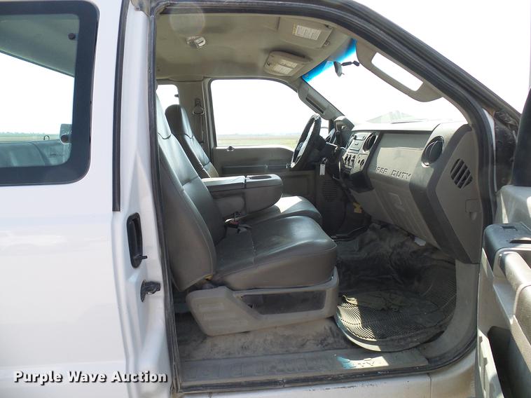 image for item DD8373 2008 Ford F250 Super Duty SuperCab pickup truck