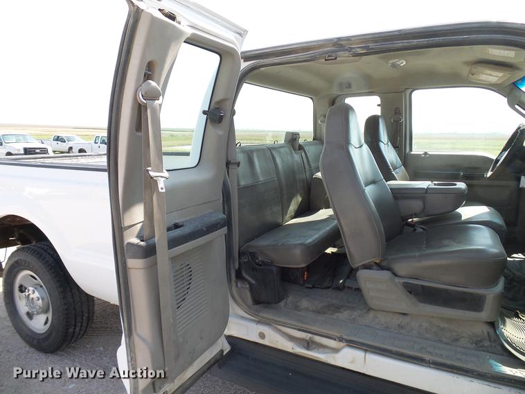 image for item DD8373 2008 Ford F250 Super Duty SuperCab pickup truck