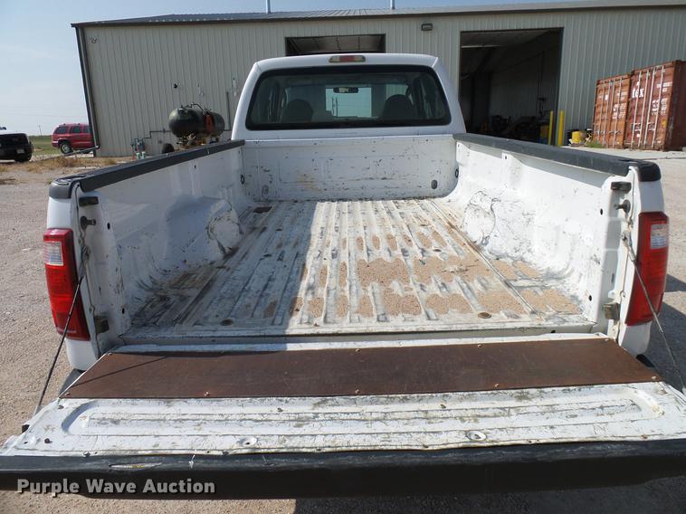 image for item DD8373 2008 Ford F250 Super Duty SuperCab pickup truck