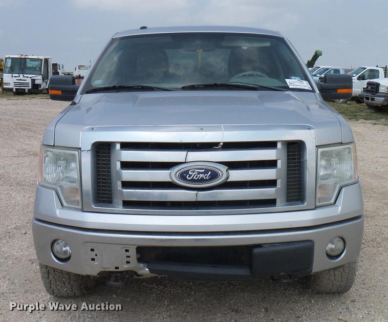 image for item DD8382 2010 Ford F150 SuperCrew pickup truck