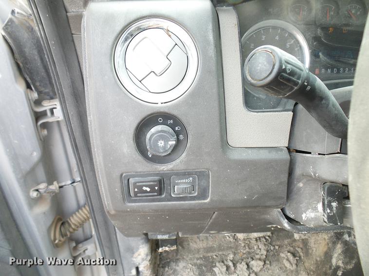 image for item DD8382 2010 Ford F150 SuperCrew pickup truck