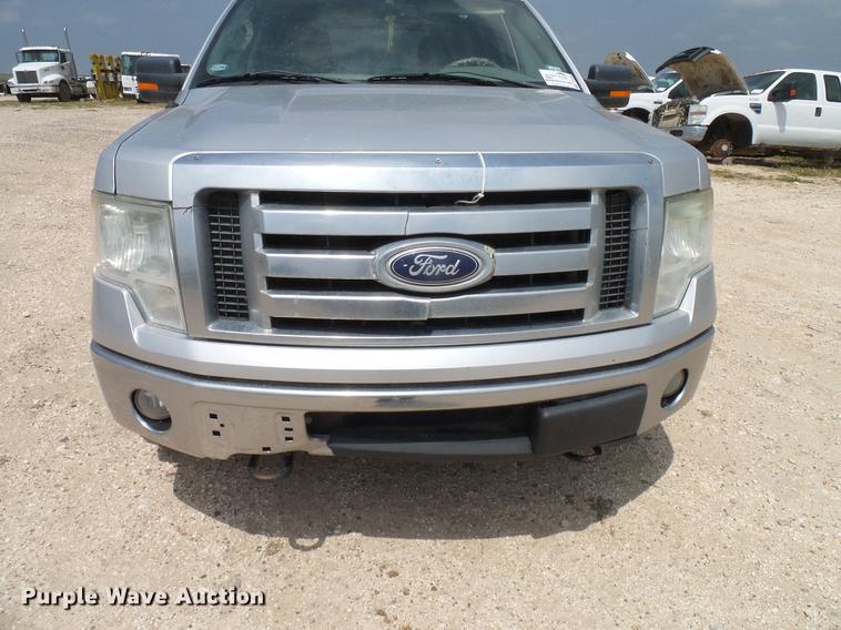 image for item DD8382 2010 Ford F150 SuperCrew pickup truck