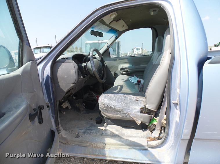 image for item DD8386 1998 Ford F150 pickup truck