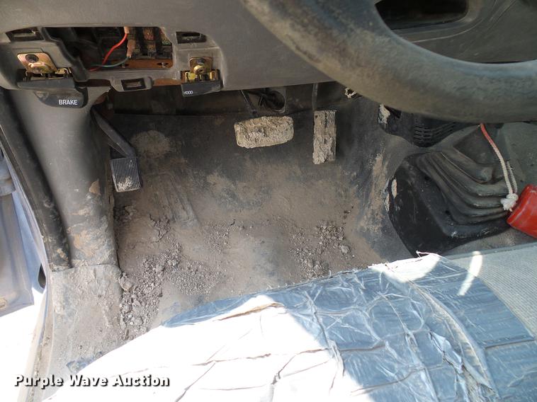 image for item DD8386 1998 Ford F150 pickup truck