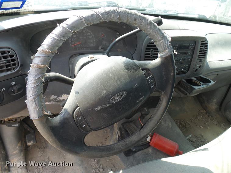 image for item DD8386 1998 Ford F150 pickup truck