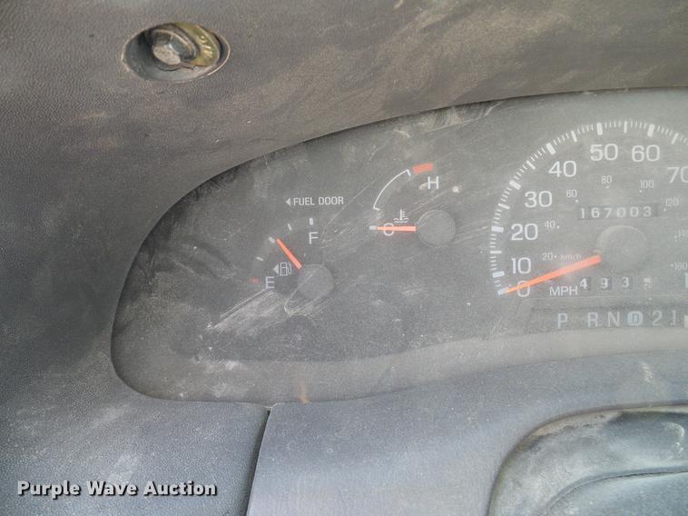 image for item DD8386 1998 Ford F150 pickup truck