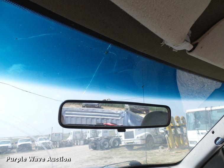 image for item DD8386 1998 Ford F150 pickup truck