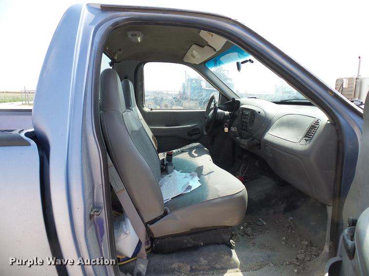 image for item DD8386 1998 Ford F150 pickup truck