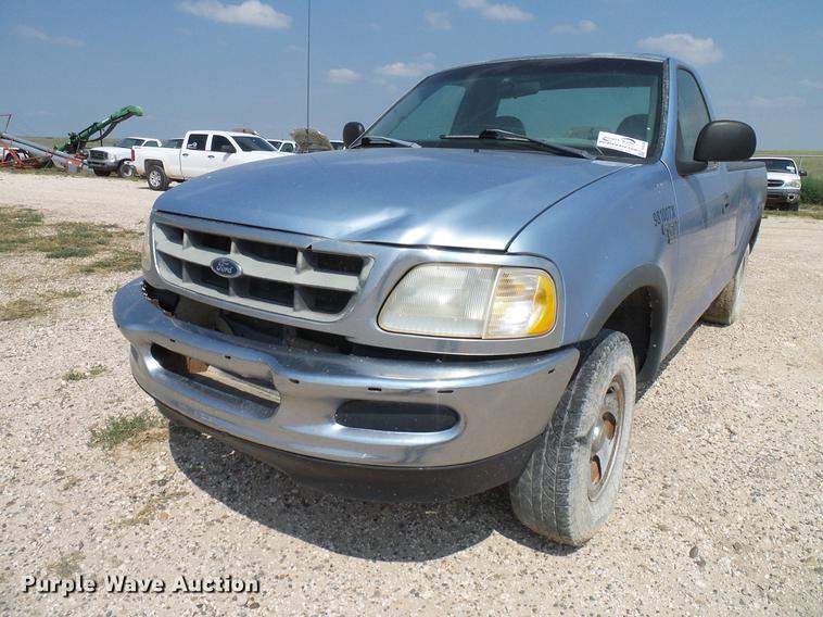 image for item DD8386 1998 Ford F150 pickup truck