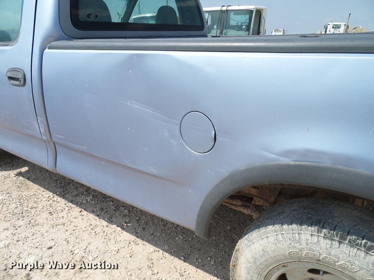 image for item DD8386 1998 Ford F150 pickup truck
