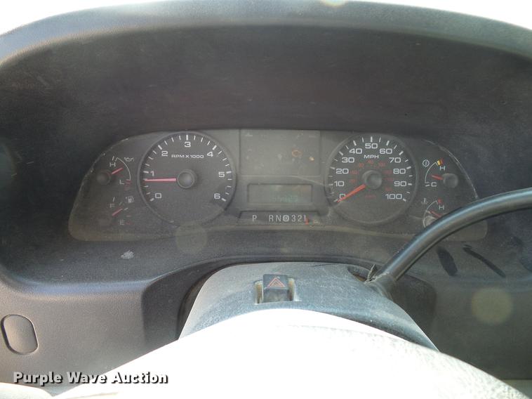 image for item DD8389 2005 Ford F250 Super Duty SuperCab pickup truck