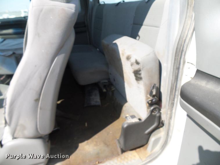 image for item DD8389 2005 Ford F250 Super Duty SuperCab pickup truck