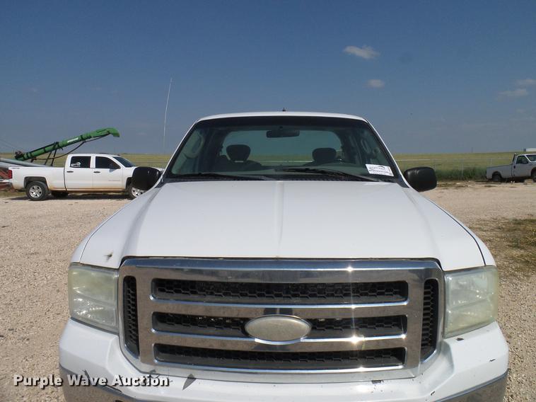 image for item DD8389 2005 Ford F250 Super Duty SuperCab pickup truck