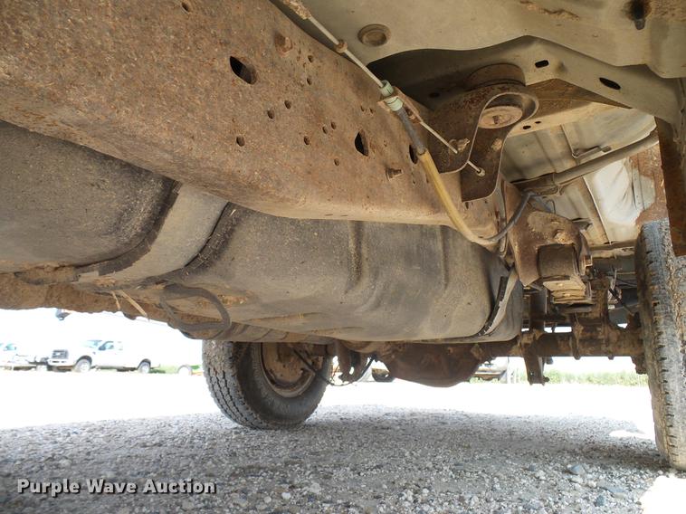 image for item DD8389 2005 Ford F250 Super Duty SuperCab pickup truck