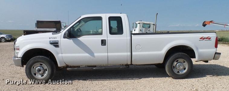 image for item DD8392 2008 Ford F250 Super Duty SuperCab pickup truck