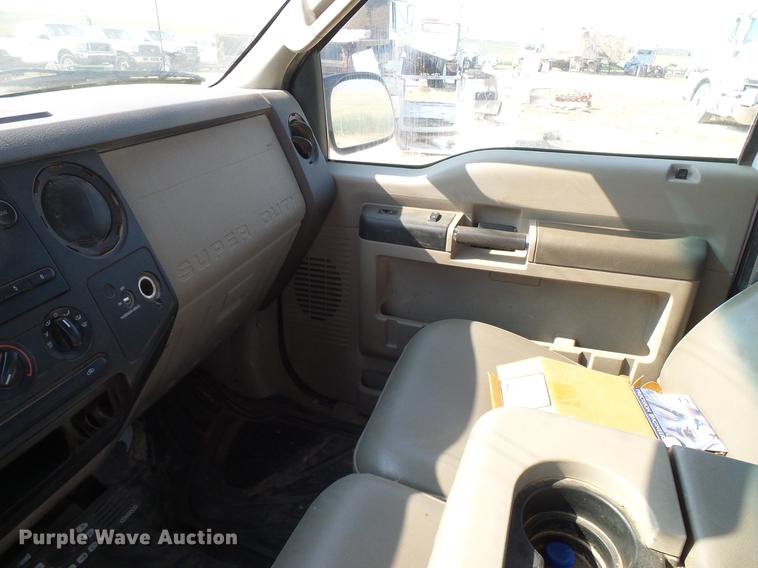 image for item DD8392 2008 Ford F250 Super Duty SuperCab pickup truck