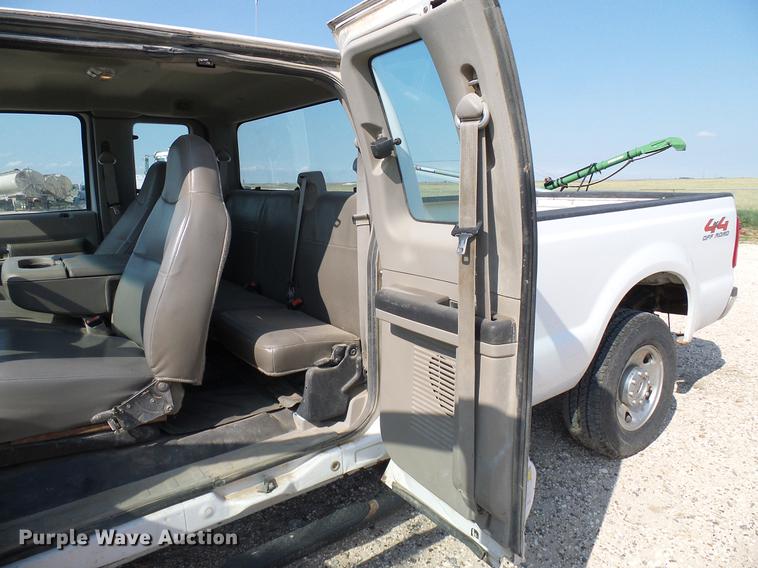 image for item DD8392 2008 Ford F250 Super Duty SuperCab pickup truck