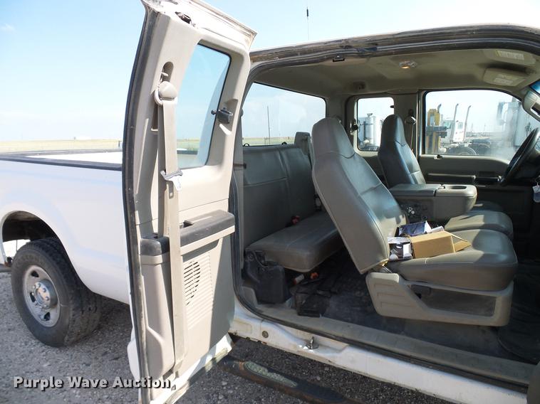 image for item DD8392 2008 Ford F250 Super Duty SuperCab pickup truck