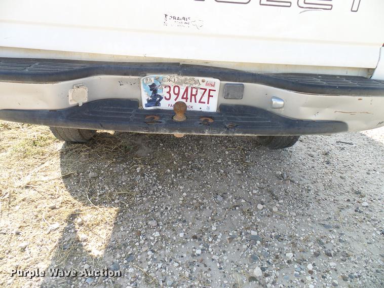 image for item DD8393 2001 Chevrolet Silverado 1500 pickup truck