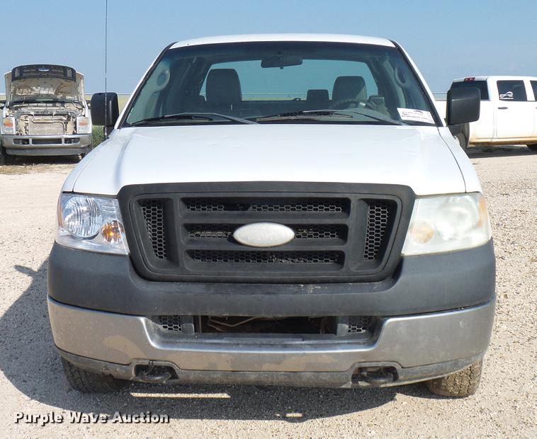 image for item DD8394 2005 Ford F150 SuperCab pickup truck