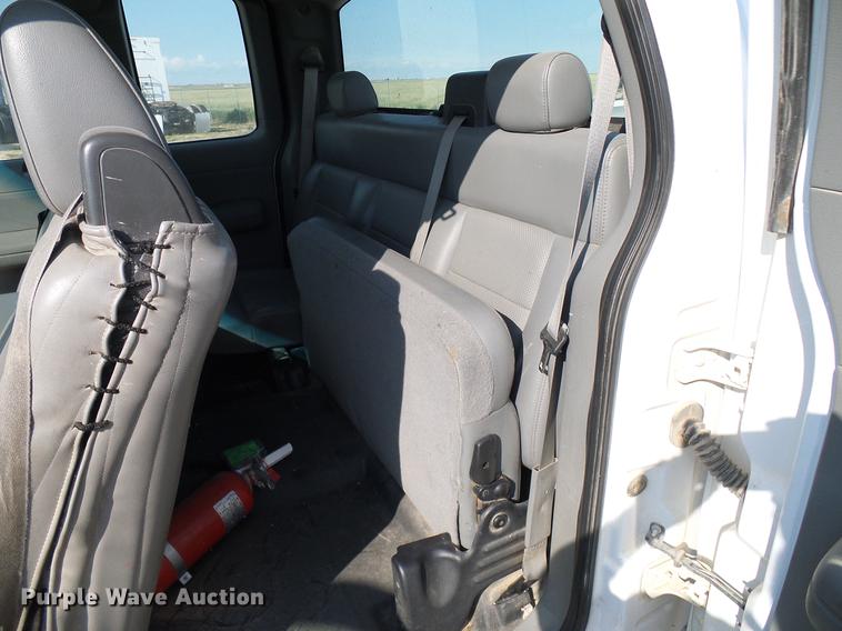 image for item DD8394 2005 Ford F150 SuperCab pickup truck