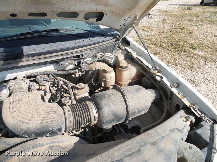 image for item DD8394 2005 Ford F150 SuperCab pickup truck