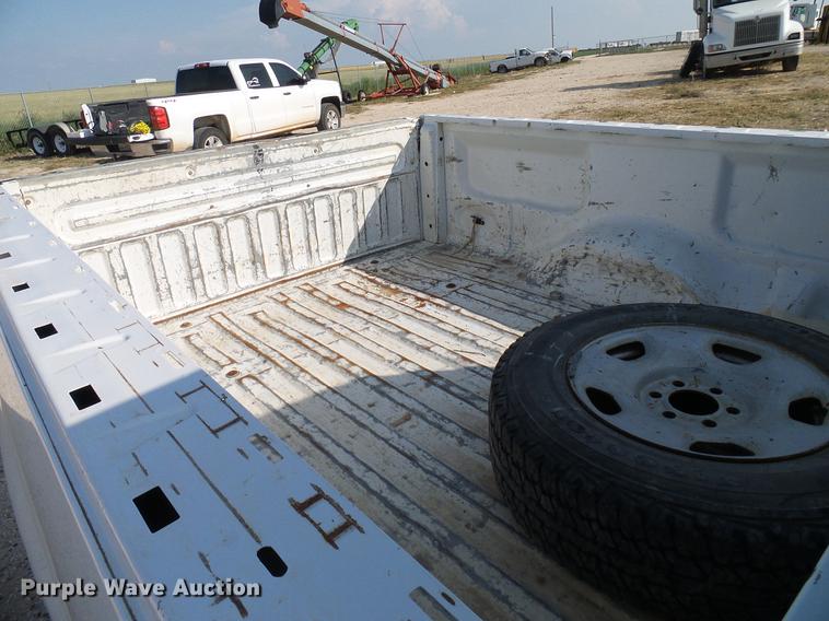 image for item DD8394 2005 Ford F150 SuperCab pickup truck